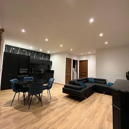 Appartement Haussmannien A 200M Des Halles. Narbonne Bagian luar foto